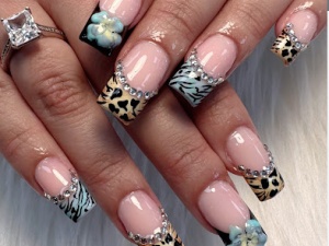 Lavish Nails