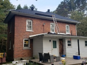 Canadian Country Roofing