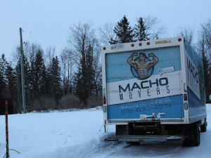 Macho Movers Inc Waterloo