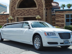 Matchless Details To Hire A Airport Limo Service!